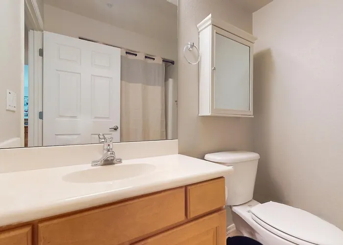 2br | In W/ Mountain Views Holiday home *