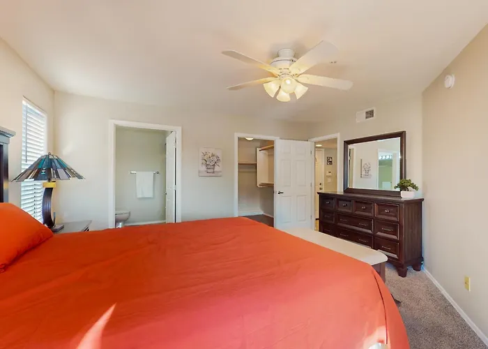 Holiday home 2br | In W/ Mountain Views